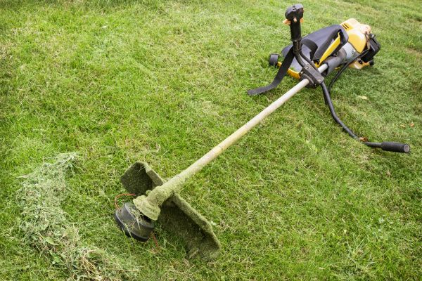 Hillside Weed Whacking in Lima