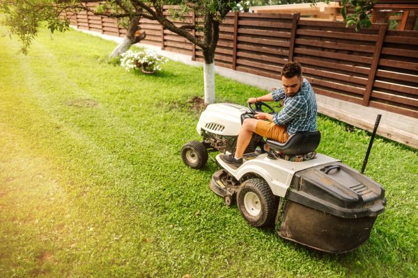 Industrial Lawn Mowing in Lima